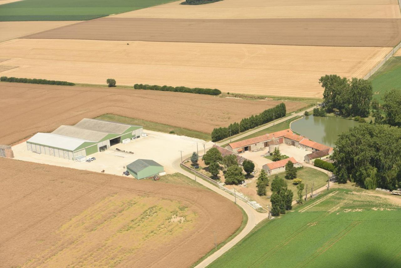 Ferme De Mesangeon Villa Beauvilliers  Luaran gambar
