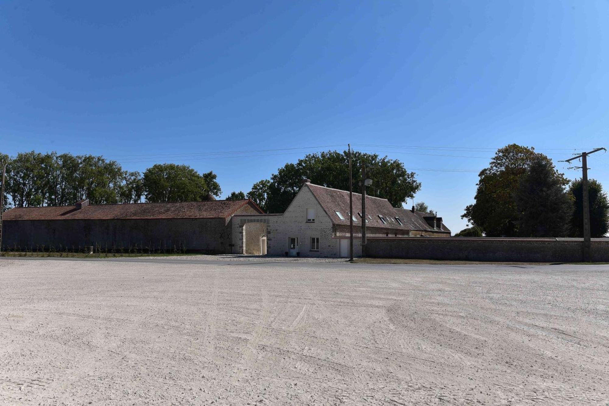 Ferme De Mesangeon Villa Beauvilliers  Luaran gambar