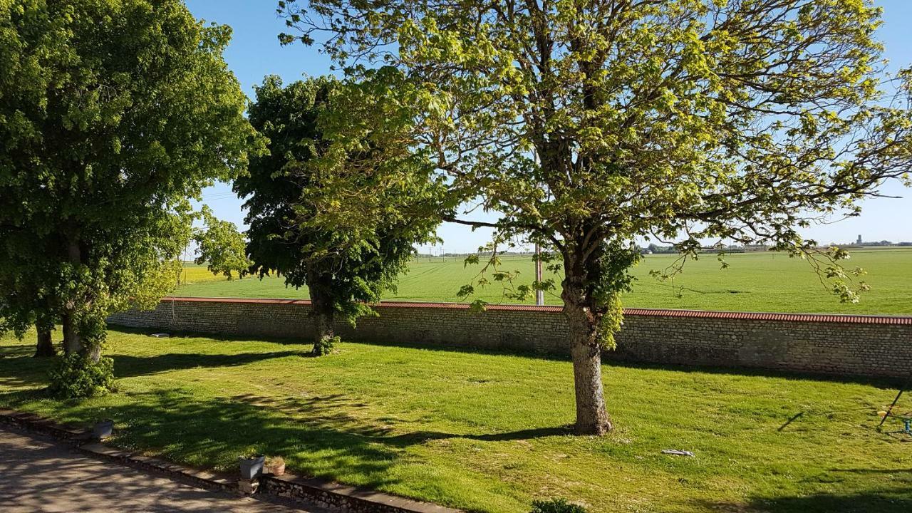 Ferme De Mesangeon Villa Beauvilliers  Luaran gambar